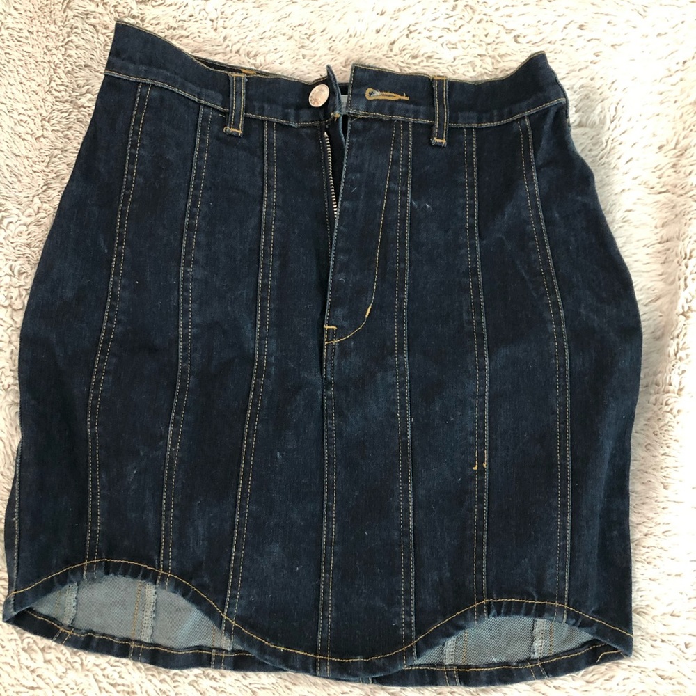 Denim short skirt